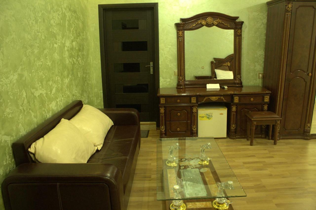 Ruslan93 Hotel Баку Екстериор снимка